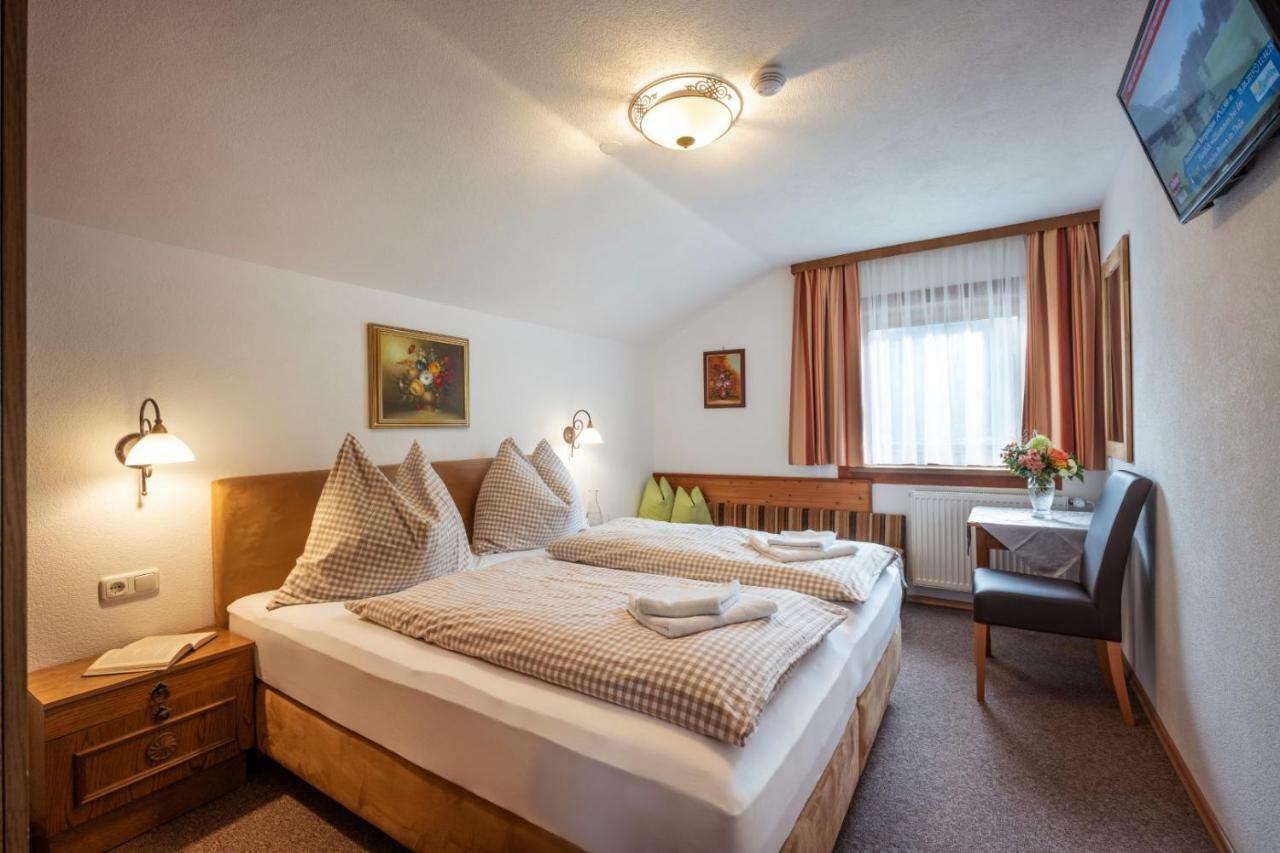 Ferienhaus Bachler Brixen im Thale Luaran gambar