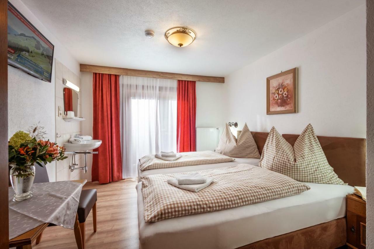 Ferienhaus Bachler Brixen im Thale Luaran gambar